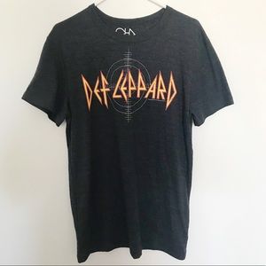 Def Leppard Graphic Band Tee